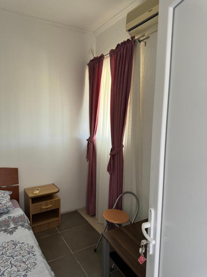 Apartments Airport Golubovci Podgorica Eksteriør bilde
